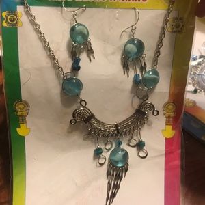 Necklace and earings